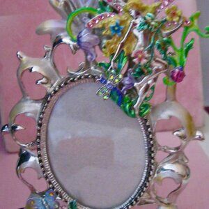 KIRKS FOLLY STUNNING FAIRY W/FLOWERS PICTURE FRAME WITH BUILT IN STAND-GORGEOUS